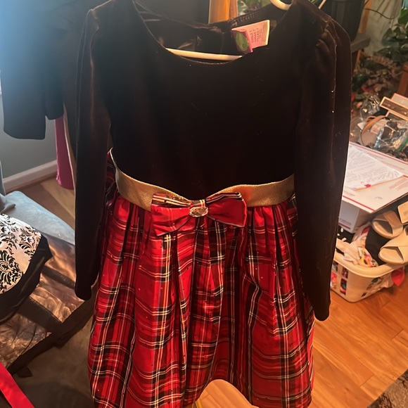 Dollie and Me size 7 Holiday dress. EUC - Picture 2 of 6